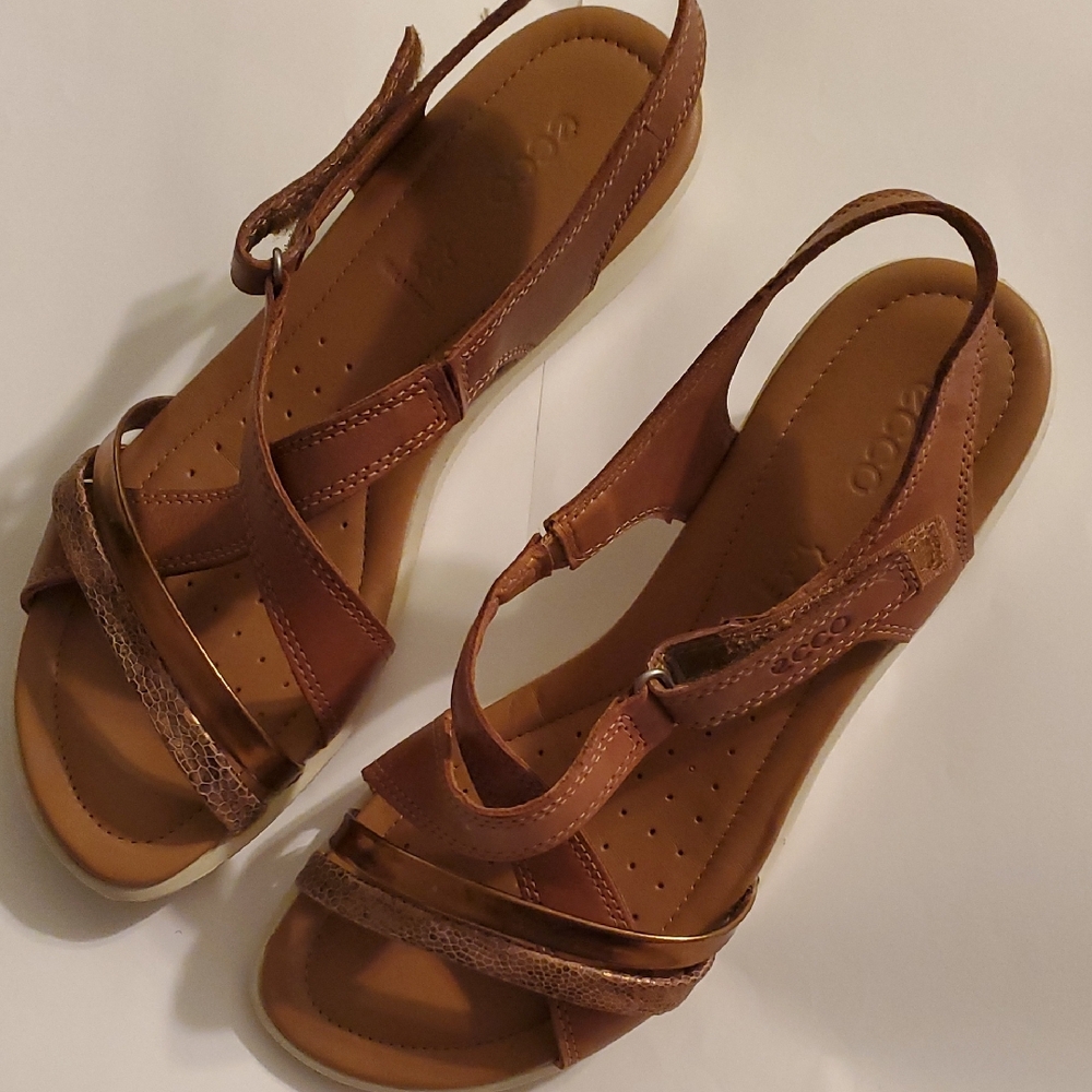 Ecco Brown Leather Slingback Sandals with Metallic Accents